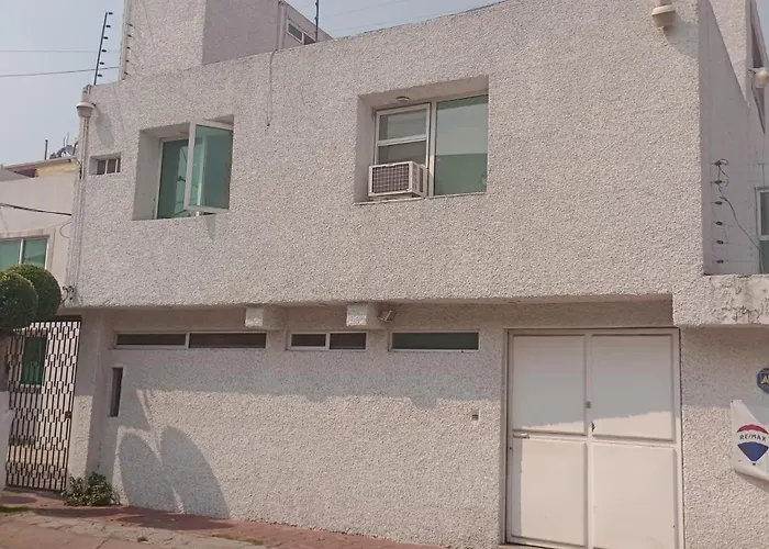 Casa De Reyes En Satelite
